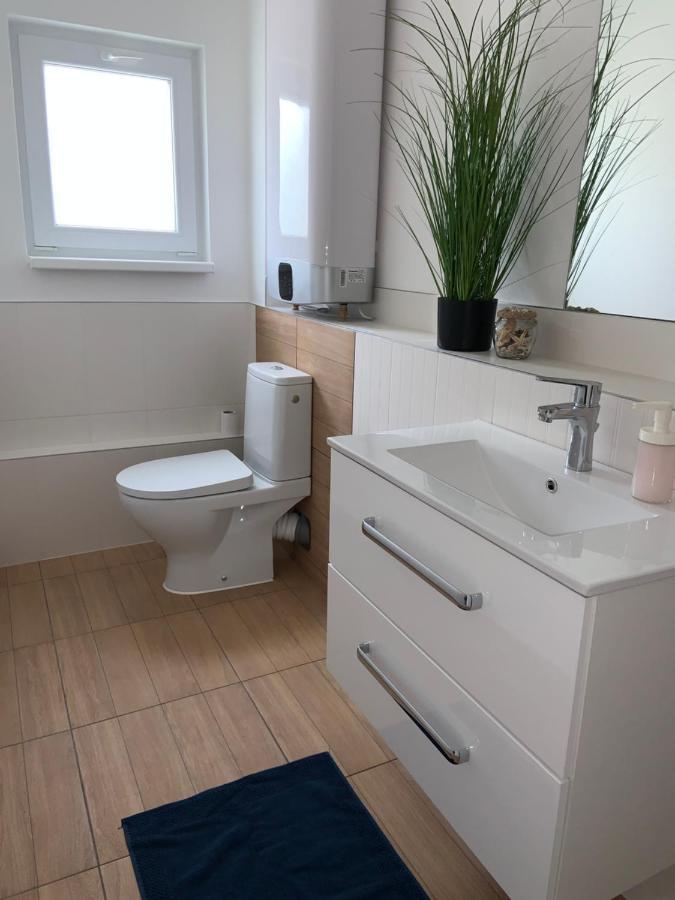 Amira Apartman Komárno Екстериор снимка